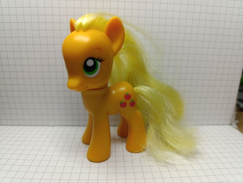 Іграшка Поні колекційна