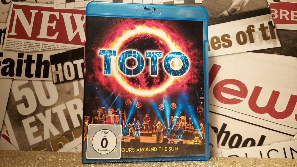 Toto - 40 Tours Around The Sun Live Koncert na Blu-ray