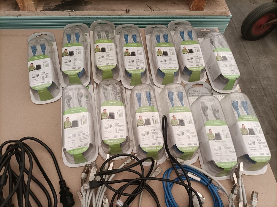 Zestaw kabli przewodów internetowych sieciowych RJ45 LAN