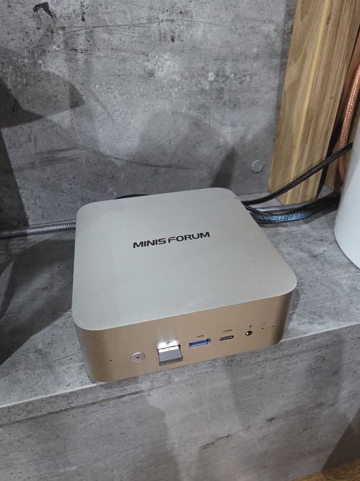 Minisforum M1 Pro, RTX4080, Core Ultra 9 285H, 128GB Ram, 1TB