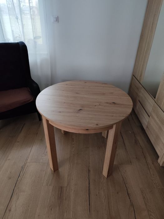 Stół okrągły rozkładany