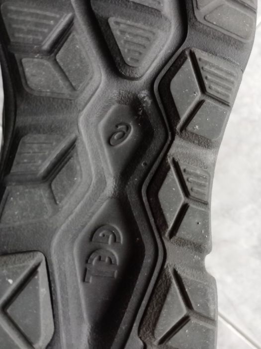 Sapatilhas Ascis como novas