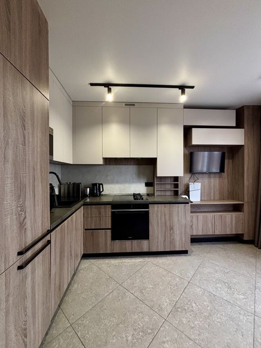 Трикімнатна квартира, ліс і набережна! Зручний виїзд на Київ!