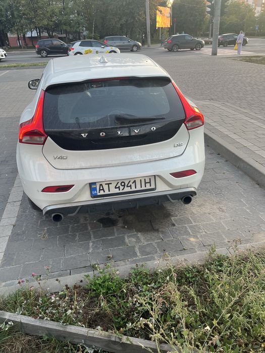 Продам Volvo  v40