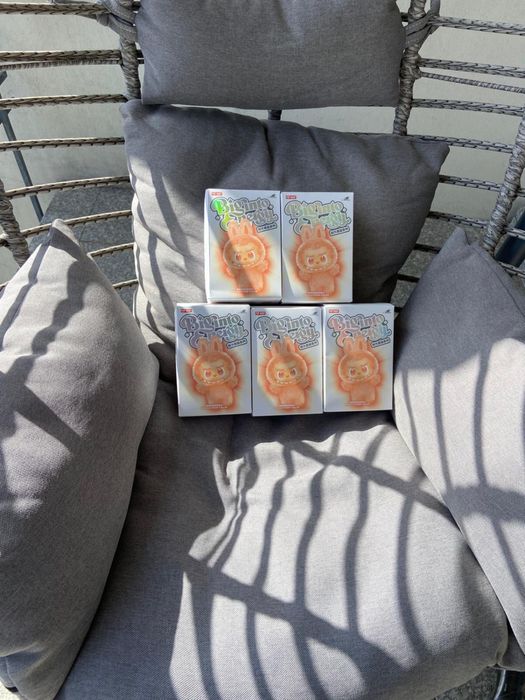 Labubu big into energy v364741112701697120