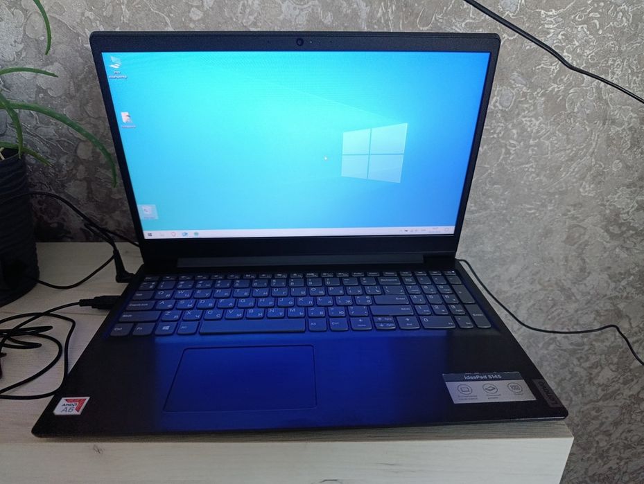 Продам ноутбук LENOVO