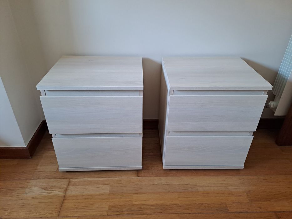 Mesa de cabeceira