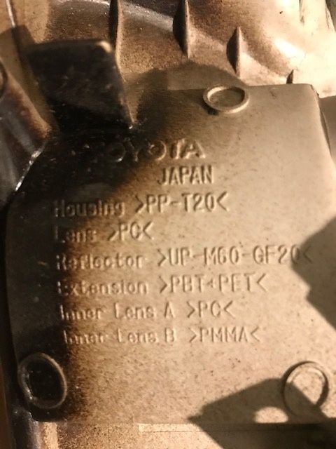 Material Land Cruiser  proteção inferior Hilux