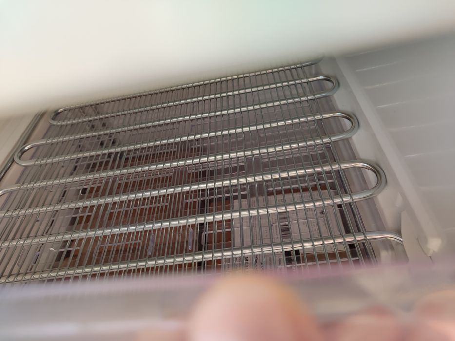 Морозильна камера zanussi 168 літрів