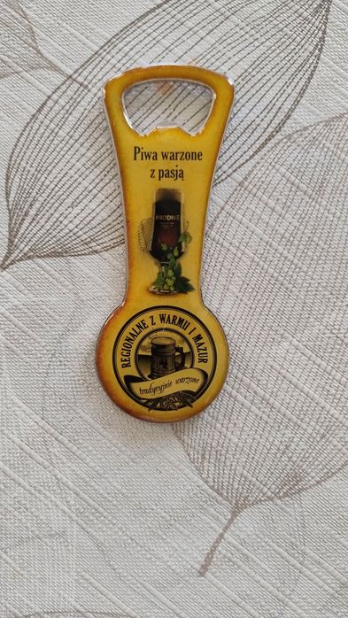 Otwieracz z logo browaru z Warmii i Mazur