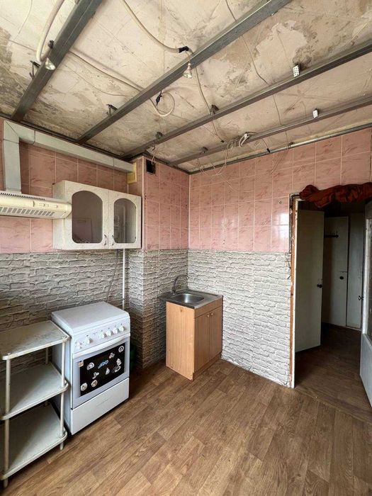 Продаж 2 кімн м-н. Сонячний 55, мпо, мпт, електрика, балкон.