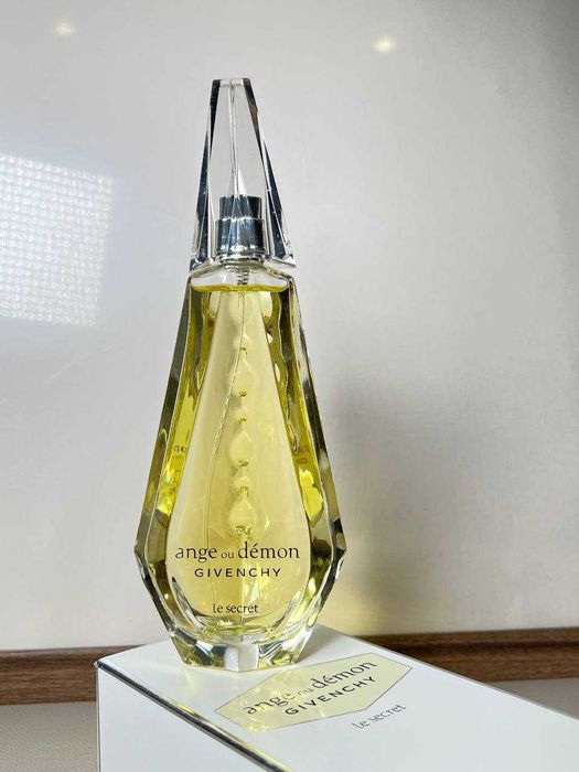 Парфуми Givenchy Ange Ou Demon Le Secret
