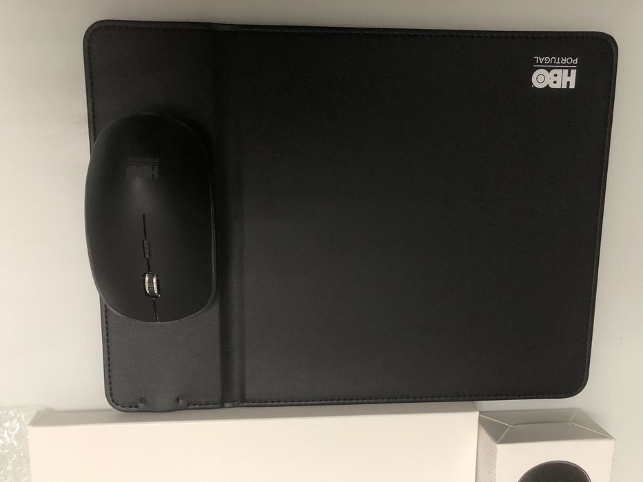 Wireless Charging Mouse Pad with Wireless Mouse - NEW435648310700288001