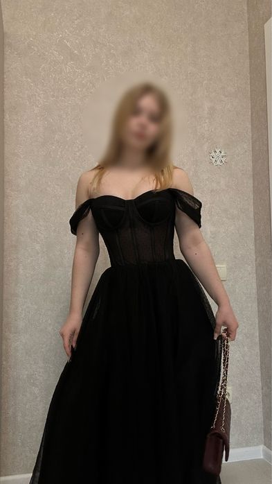 Сукня на випускний