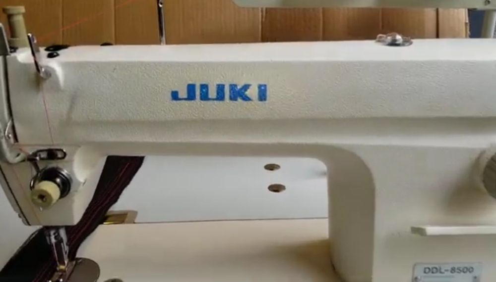 Продам JUKI DDL 8500 Япония швейная машина в хорошем состоянии