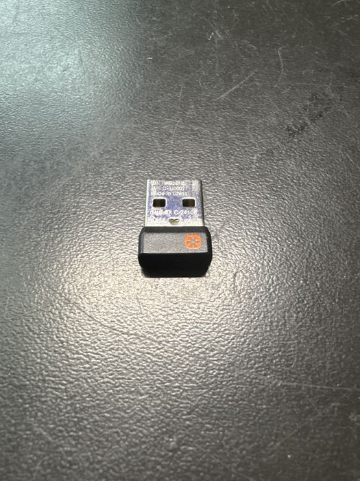 Odbiornik logitech pomarańczowy