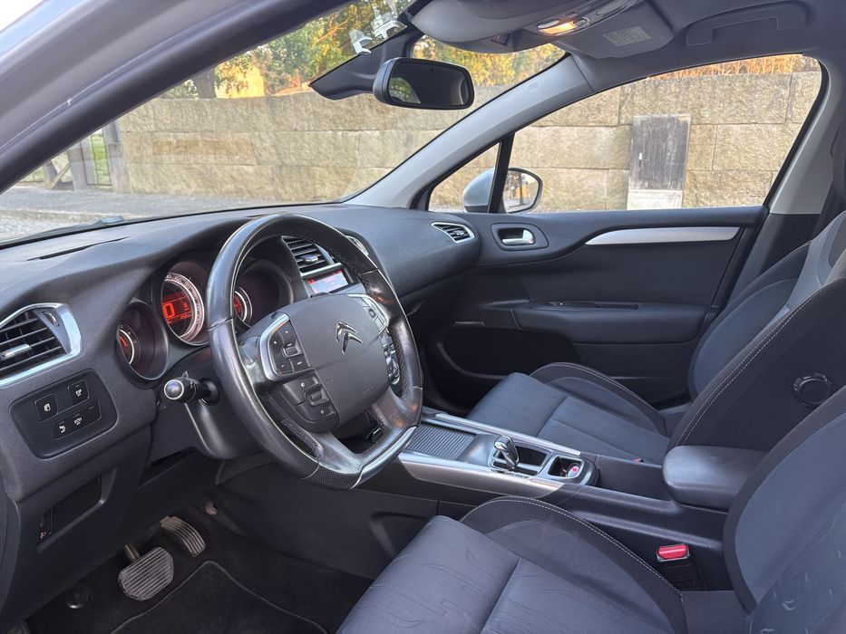 Citroën C4 1.6 HDi Automático – 2011