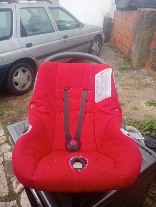 Vende se cadeira para transporte de bebê