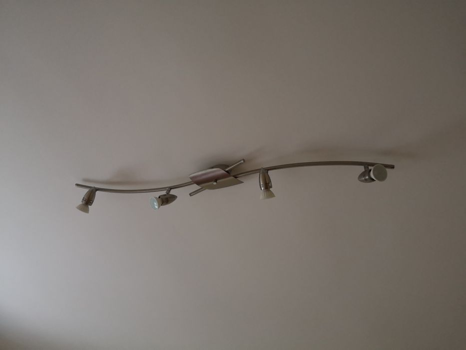 Candeeiro de tecto - focos