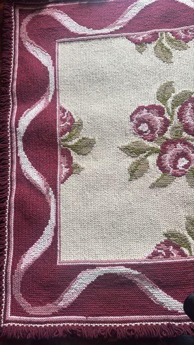 Tapete de Arraiolos verdadeiro feito a mão com ponto fino