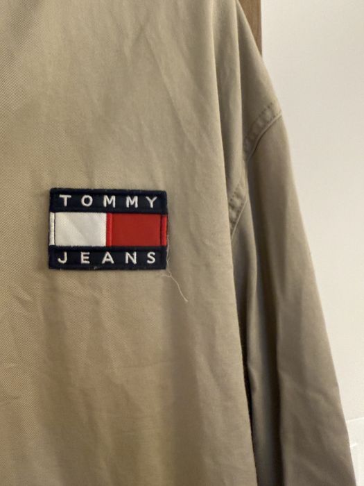 Kurtka wiatrowka bomberka Tommy Jeans