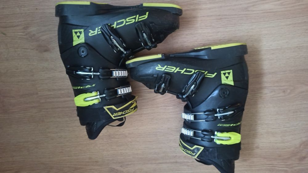 Buty narciarskie zjazdowe Fischer RC4 JR60 235mm