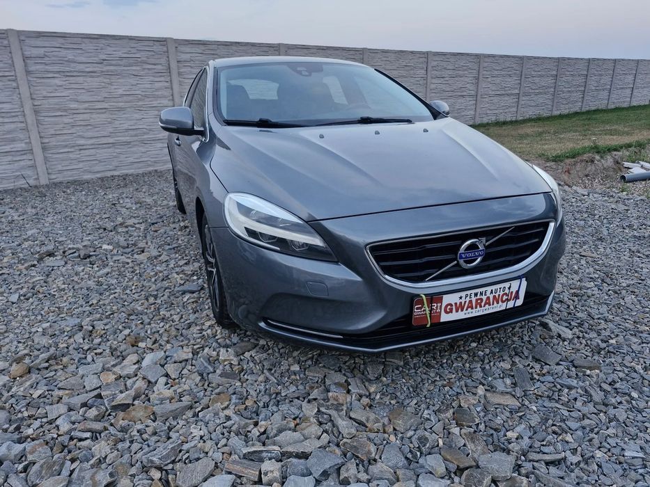 Volvo V40 Inscryption!!!