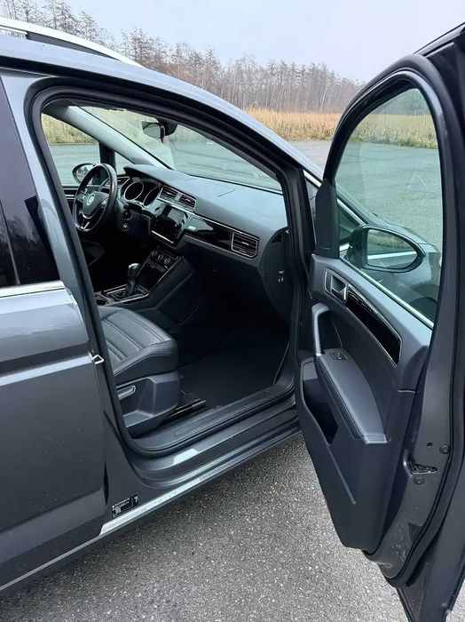 Volkswagen Touran      2019