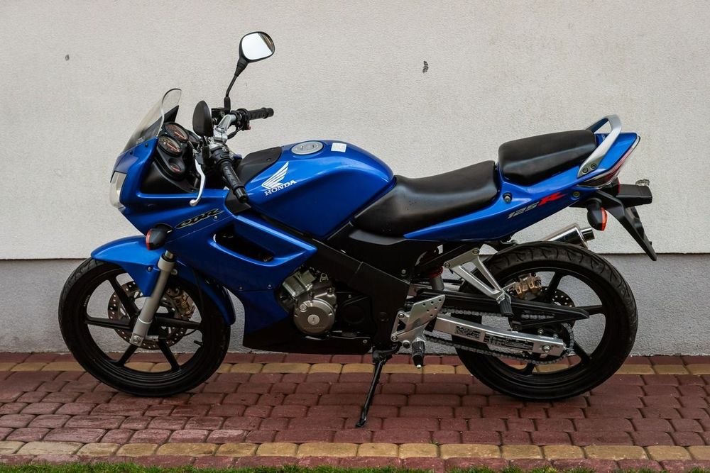 Honda CBR 125 2005 JAK NOW  IDEALNA Raty Transport Największy Wybór Moto 125 YZF