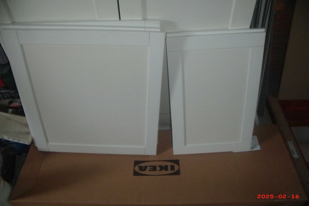 Vendo 9 portas branco Besta Ikea  50euros