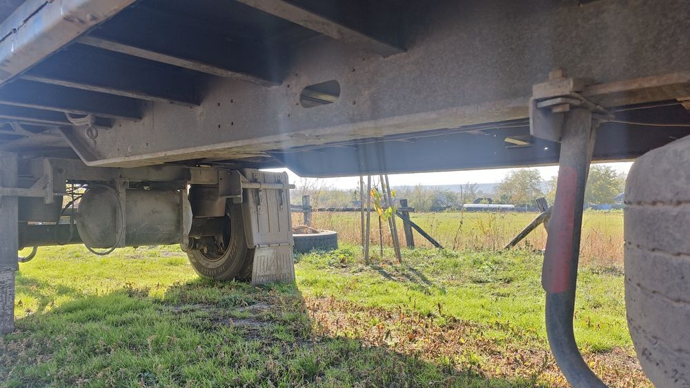 Продам отличный прицеп зерновоз