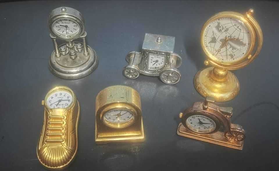 RELOGIOS EM MIMIATURA