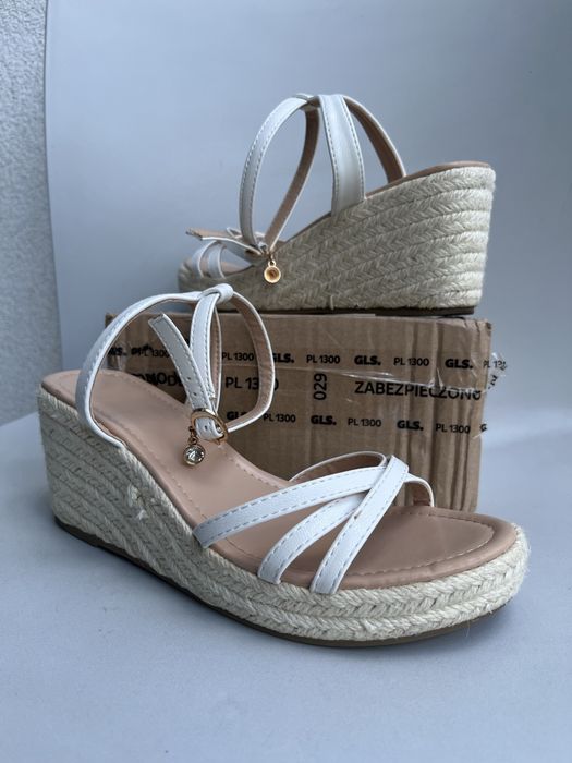 Espadryle/sandały na koturnie damskie 37