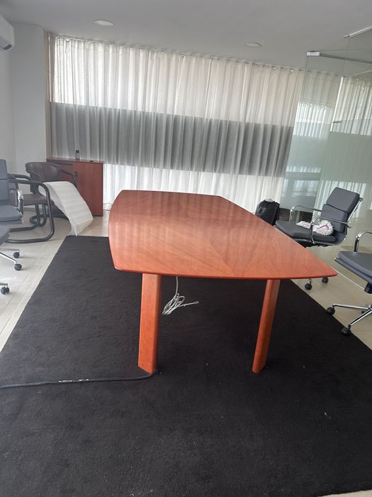 Mesa sala reunião