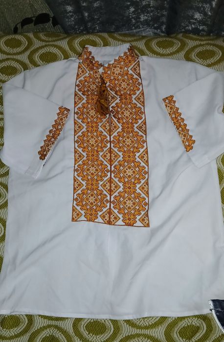 Вишита сорочка бісером, вишиванка. Чоловіча сорочка.