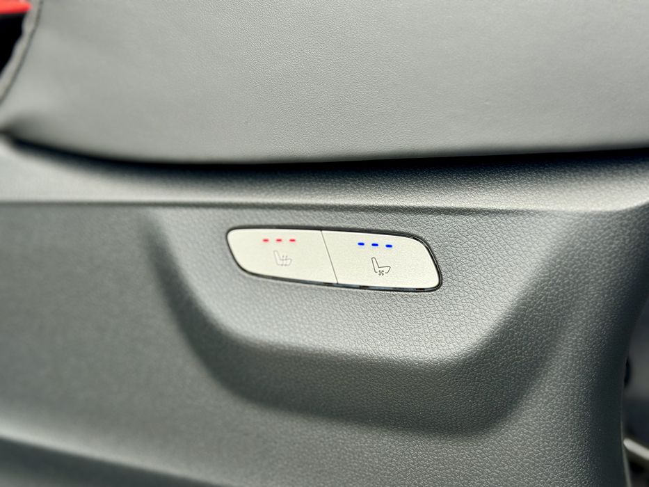 Mercedes Benz V-Class 300d Extra Long AMG