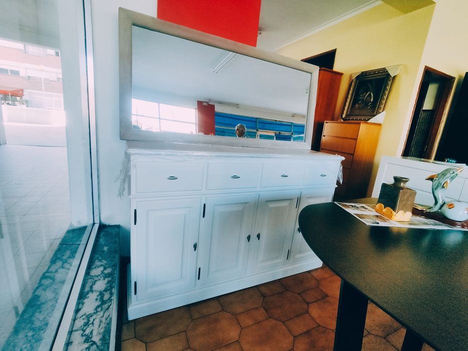 Móvel de sala NOVO lacado com espelho