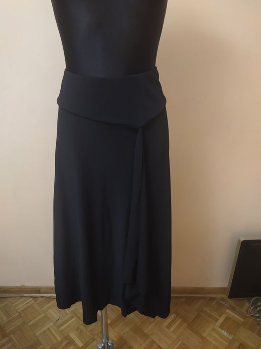 Spódnica czarna 44 46