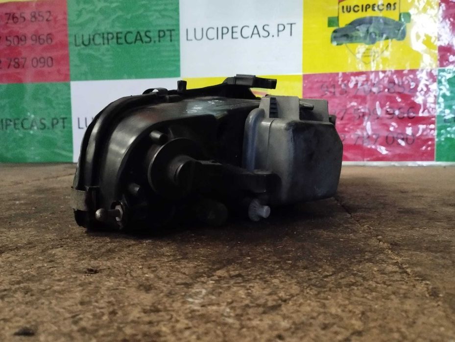 Ótica Direita FIAT BRAVA 182