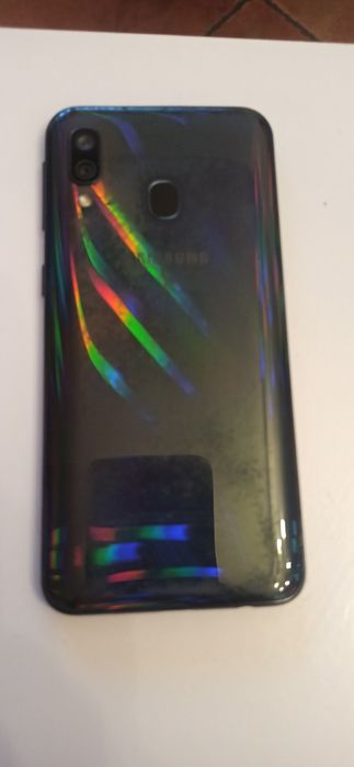 Samsung A40 como novo