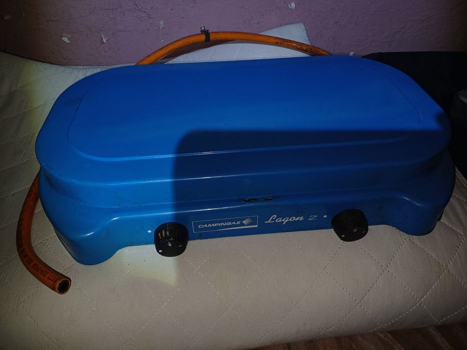 Płytka kuchenka do kempingu na dzialkę