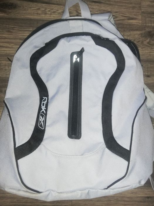 Sprzedam plecak szary rbk! Okazja!!