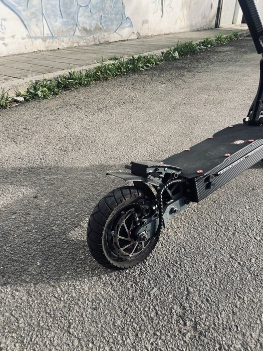 Laotie es 18 lite (com muitos extras)