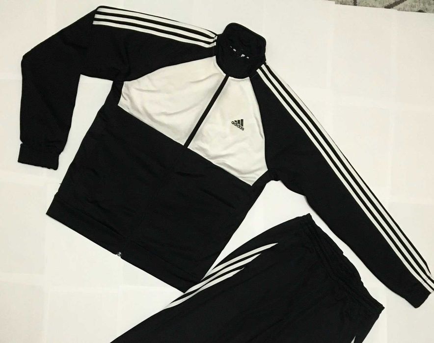 Спортивний костюм ADIDAS на хлопчика 155-165см. Бездоганний стан