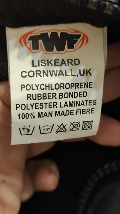 Гідрокостюм довгий Гідрокостюм Banana Bite.размер 14