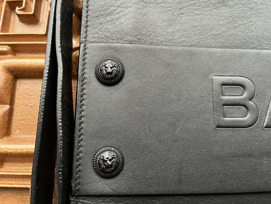 Кожаный клатч BALMAIN