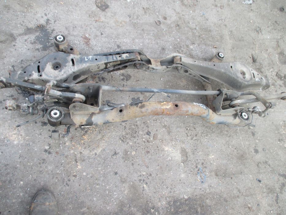 belka zawieszenie tył tylna vw passat b6 kombi