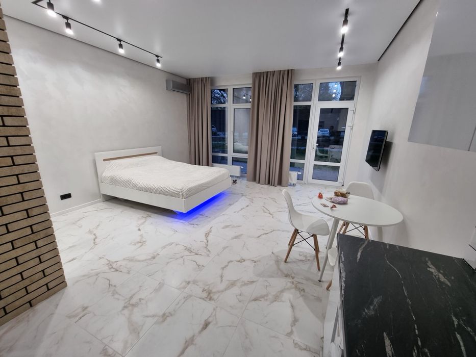 Стильная современная квартира ЖК Пространство на Донского Патио-зона