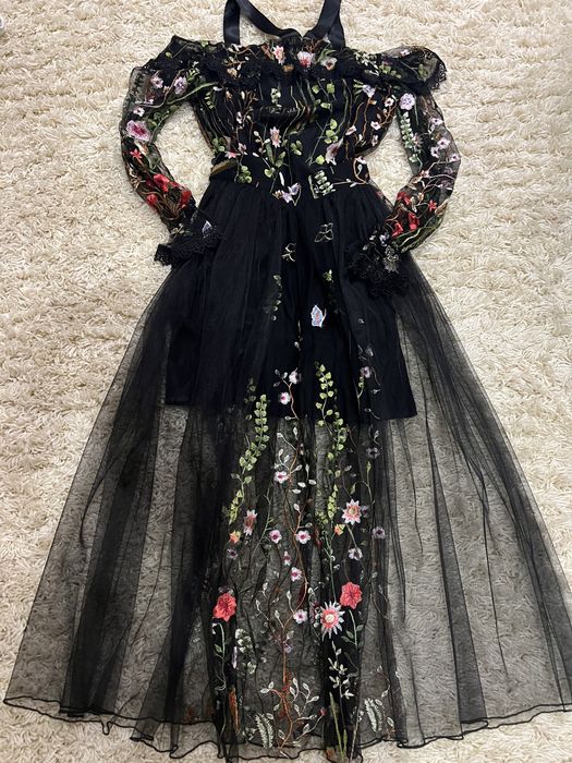 Костюм  спідниця і блуза вишивка