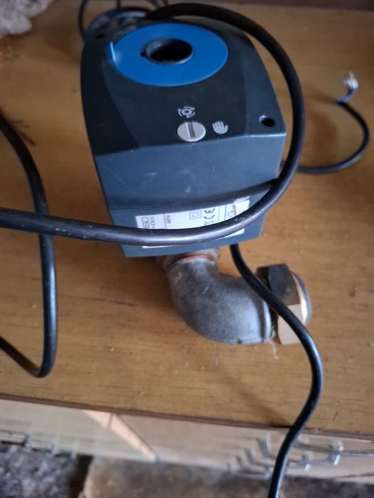 Siłownik ARM 343+ zawór